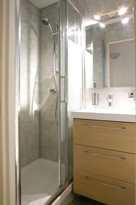 Duplex T4 Clair, Cosy Et Spacieux - 3 Chambres 2 Salles De Bain Centre Cauterets Vue Pyrenees Francie